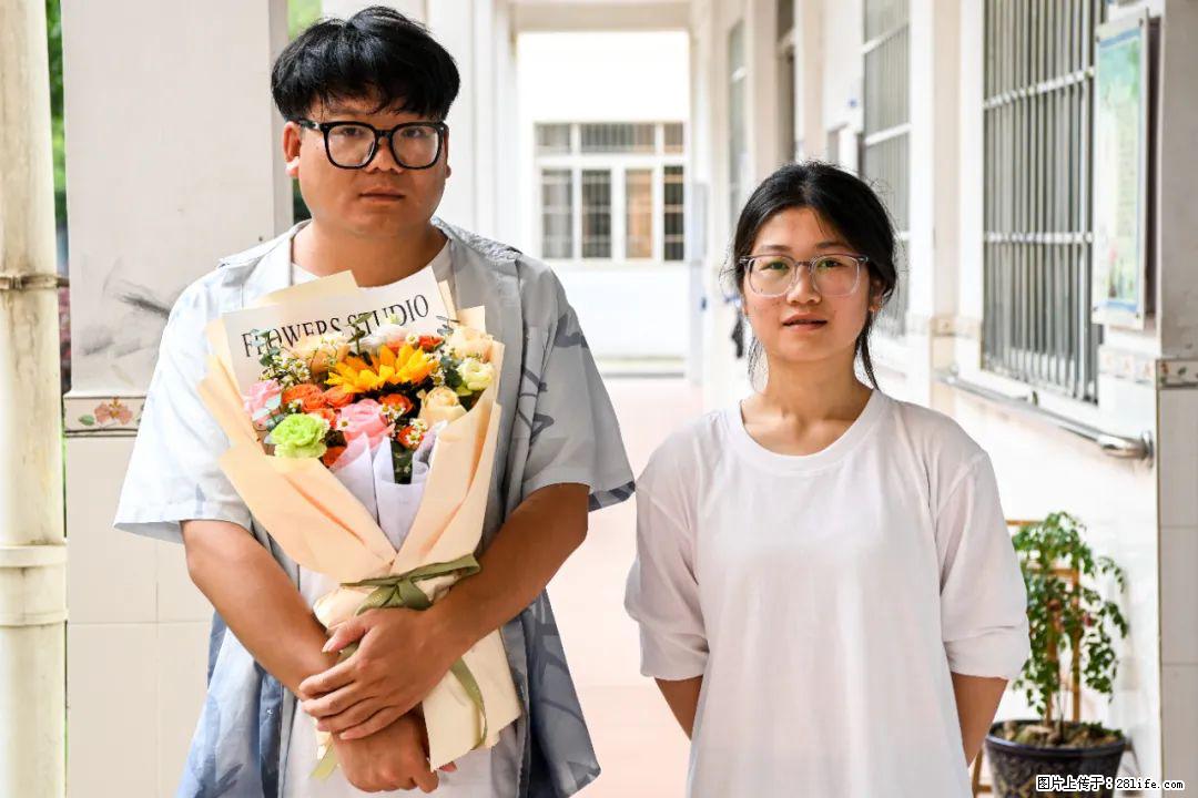 全网追的“扁担女孩”，找了一份暑假工，时薪12元 - 鸡西生活资讯 - 鸡西28生活网 jixi.28life.net